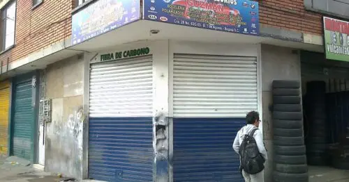 LUJOS Y ACCESORIOS GUZMAN